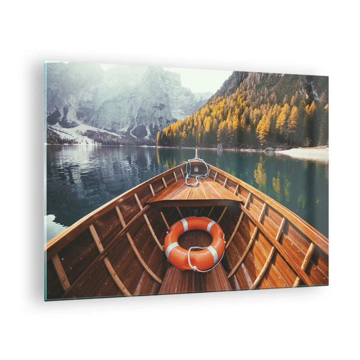 Cuadro sobre vidrio - Impresiones sobre Vidrio - Vista desde un barco de madera de un lago de montaña y un bosque otoñal. - 70x50cm - Viaje a la montaña - Decoración de pared moderna para salón y dormitorio ARTTOR