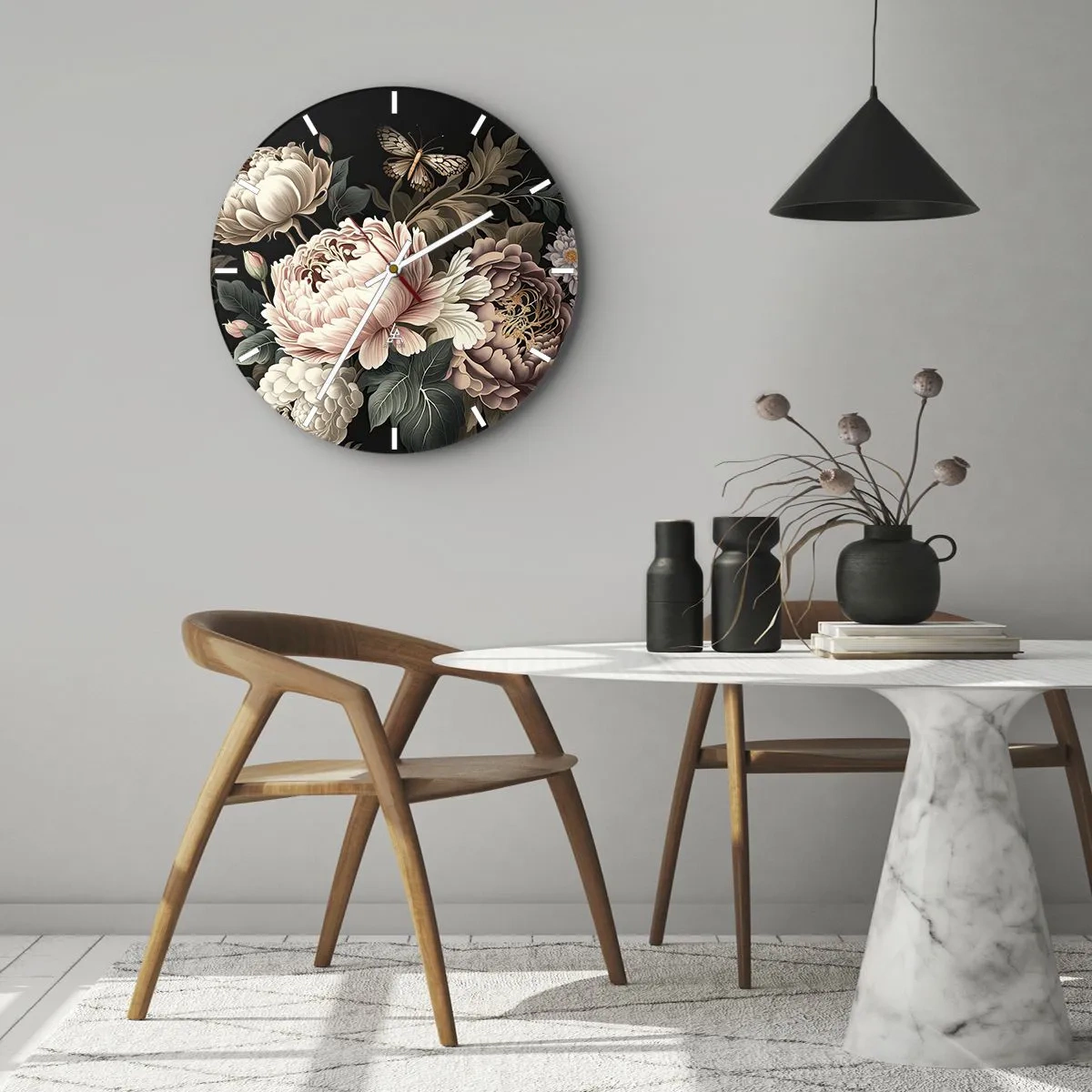 Reloj de pared - Reloj de vidrio - Peonías rosas y una mariposa sobre un fondo negro en un estilo clásico. - 30x30cm - En estilo barroco - Decoración de pared moderna para salón, cocina y dormitorio ARTTOR
