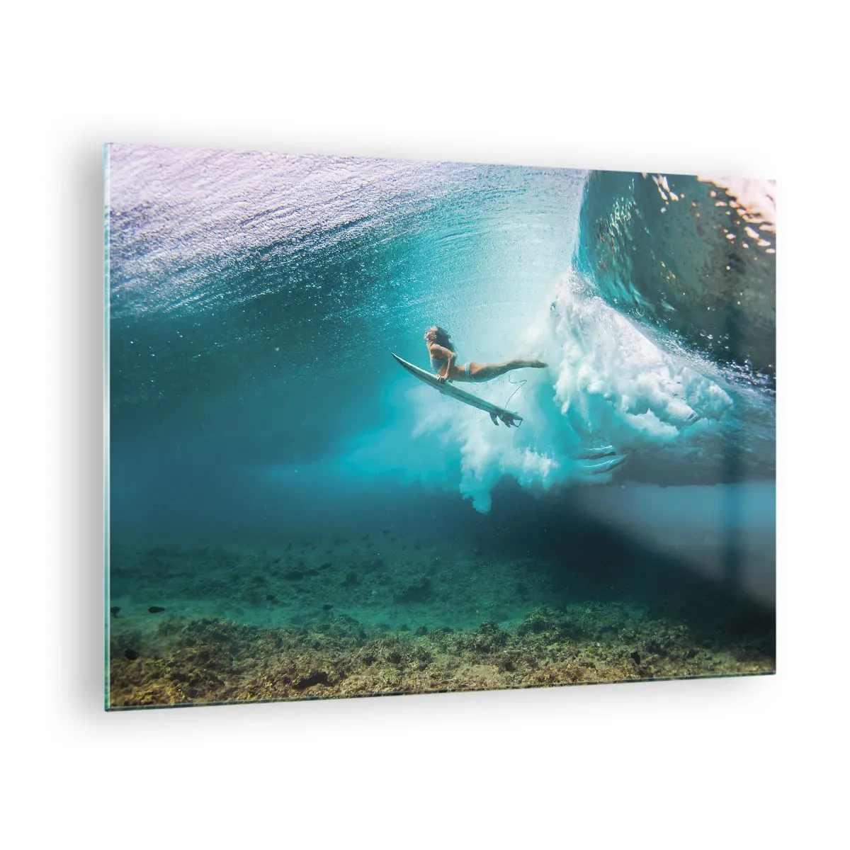 Cuadro sobre vidrio - Impresiones sobre Vidrio - Surfista bajo el agua entre las olas con una tabla de surf - 70x50cm - Mundo submarino - Decoración de pared moderna para salón y dormitorio ARTTOR