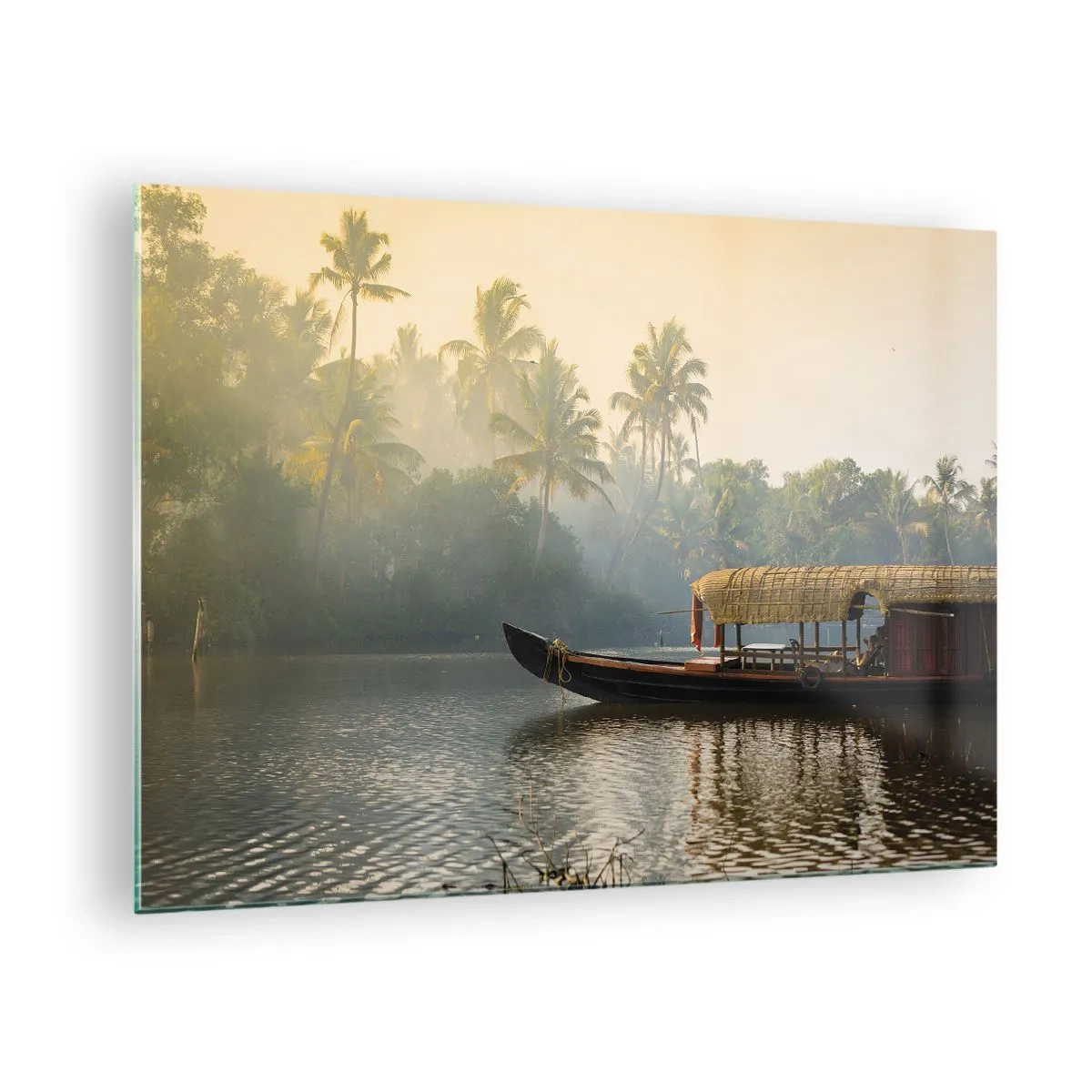 Cuadro sobre vidrio - Impresiones sobre Vidrio - Un barco en un río tranquilo rodeado de palmeras por la mañana. - 70x50cm - Casa en el río - Decoración de pared moderna para salón y dormitorio ARTTOR