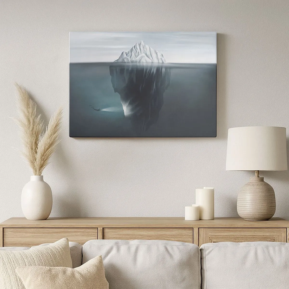 Cuadro sobre lienzo - Impresión de Imagen - Un iceberg en el agua con un buzo y un reflector debajo de la superficie. - 70x50cm - Misterio submarino - Decoración de pared moderna para salón y dormitorio ARTTOR