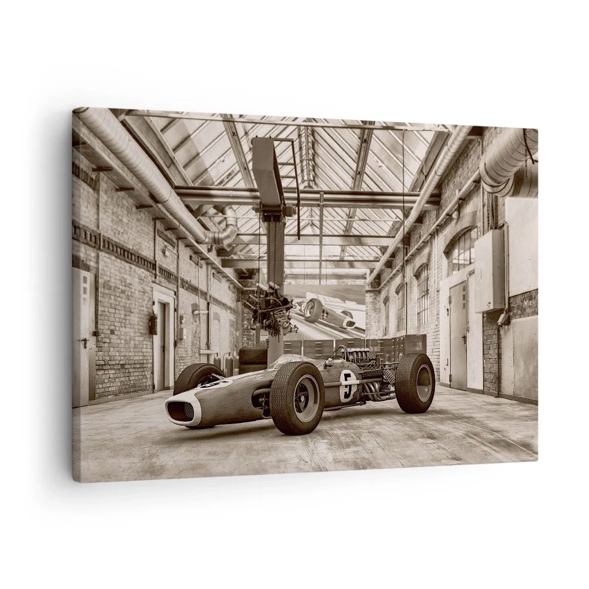 Cuadro sobre lienzo - Impresión de Imagen - Coche de carreras en blanco y negro en un interior industrial. - 70x50cm - El descanso del vencedor - Decoración de pared moderna para salón y dormitorio ARTTOR