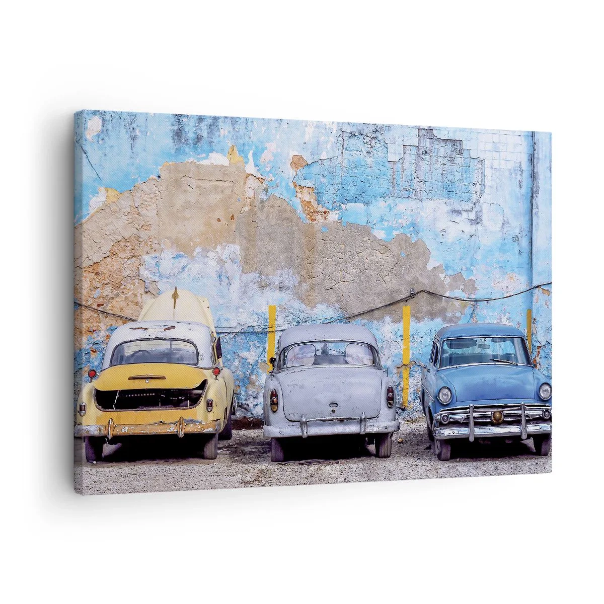 Cuadro sobre lienzo - Impresión de Imagen - Coches antiguos con un muro destruido como telón de fondo - 70x50cm - Reunión de veteranos - Decoración de pared moderna para salón y dormitorio ARTTOR