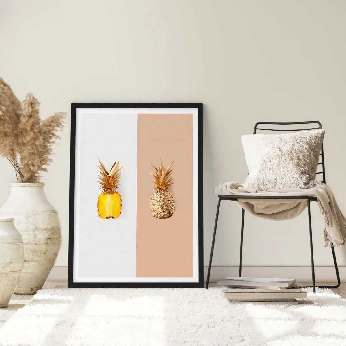 Póster en marco negro - Una composición minimalista de dos piñas. - 50x70cm - Piña y media - Decoración de pared moderna para salón y dormitorio ARTTOR