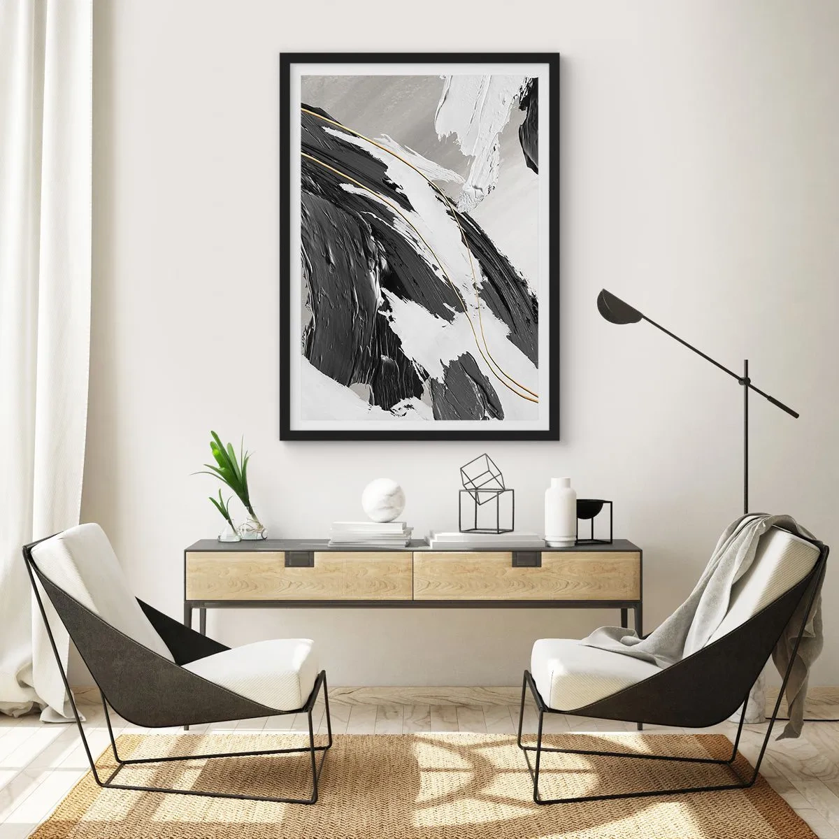 Póster en marco negro - Pinceladas abstractas en blanco, negro y dorado. - 50x70cm - Abstracción con estilo - Decoración de pared moderna para salón y dormitorio ARTTOR