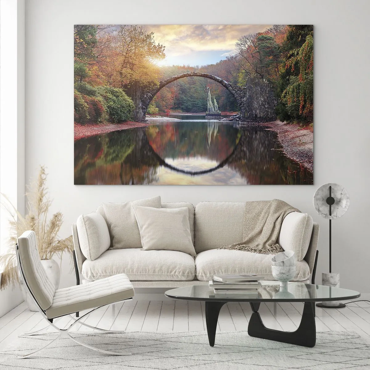 Cuadro sobre vidrio - Impresiones sobre Vidrio - Un puente de piedra reflejado en un lago en medio de un bosque otoñal. - 70x50cm - Al otro lado del espejo - Decoración de pared moderna para salón y dormitorio ARTTOR