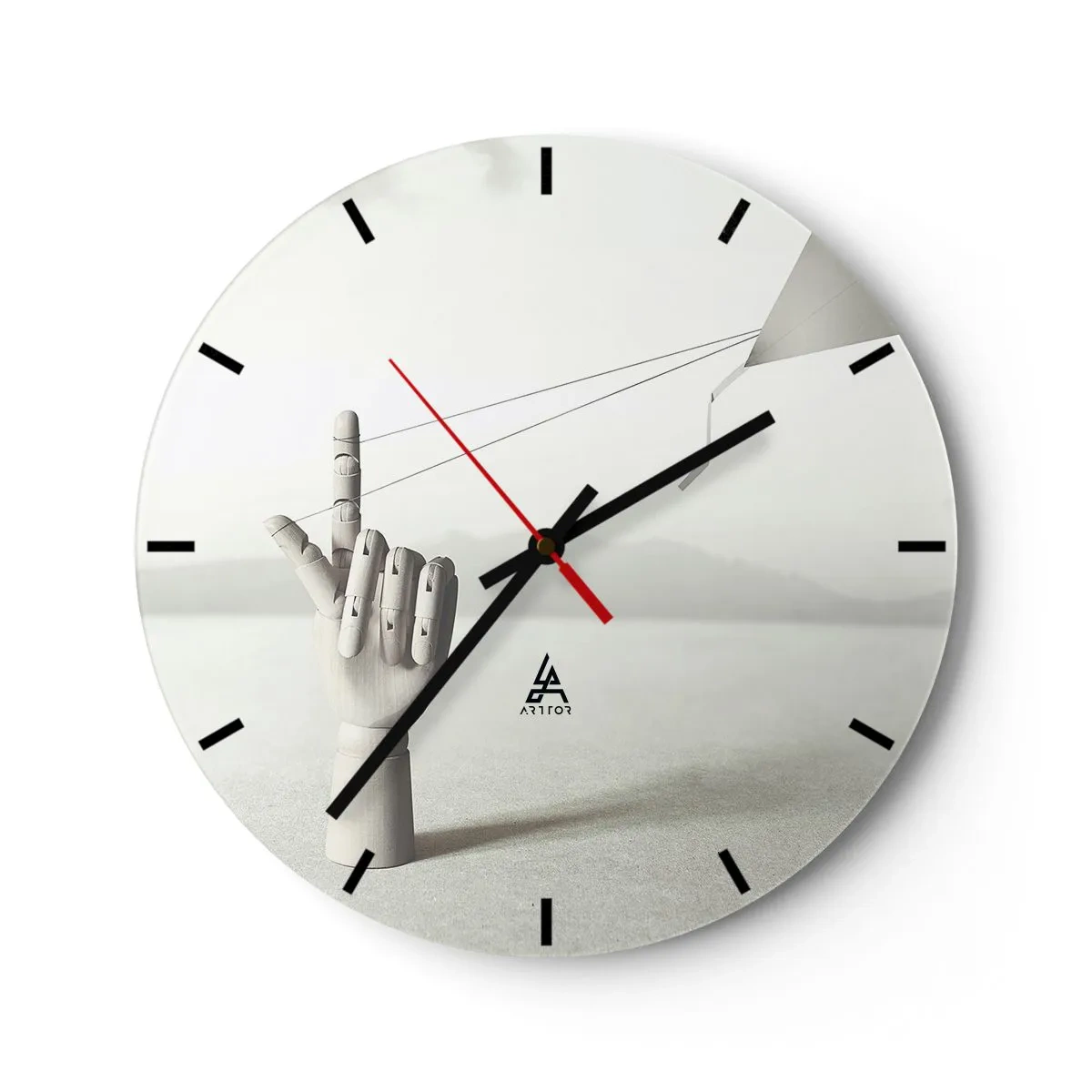 Reloj de pared - Reloj de vidrio - Una mano de madera estirando cuerdas en un paisaje surrealista. - 30x30cm - Una prueba de fuerza - Decoración de pared moderna para salón, cocina y dormitorio ARTTOR