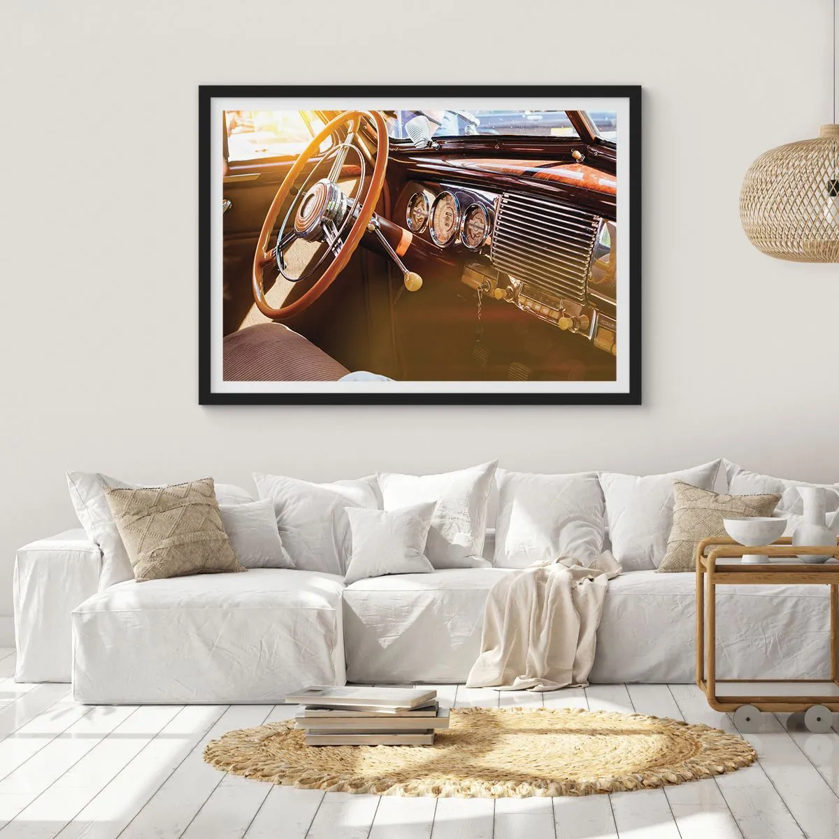 Póster en marco negro - Primer plano del interior de un coche clásico con detalles en madera y cromo. - 70x50cm - Un soplo de lujo del pasado - Decoración de pared moderna para salón y dormitorio ARTTOR