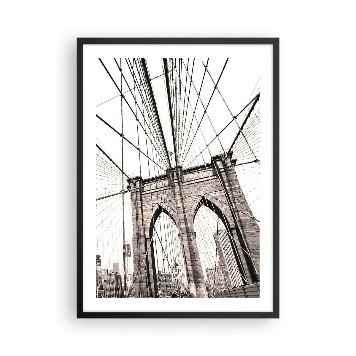 Póster en marco negro - Fotografía en blanco y negro del puente desde la perspectiva de la pasarela peatonal. - 50x70cm - Catedral de Nueva York - Decoración de pared moderna para salón y dormitorio ARTTOR