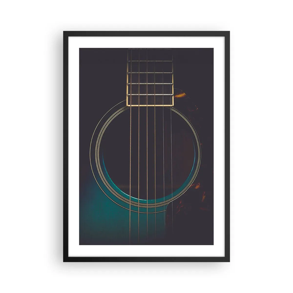 Póster en marco negro - Un primer plano artístico de la caja de resonancia de una guitarra acústica. - 50x70cm - Un momento antes de que suene - Decoración de pared moderna para salón y dormitorio ARTTOR