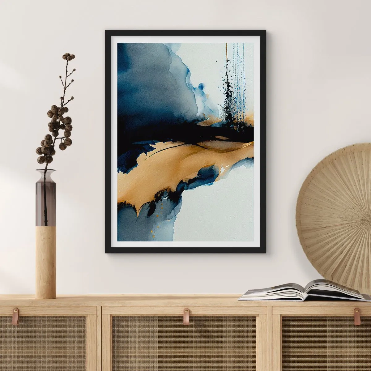 Póster en marco negro - Una composición abstracta en tonos azul marino y dorado. - 50x70cm - Tras el telón - Decoración de pared moderna para salón y dormitorio ARTTOR