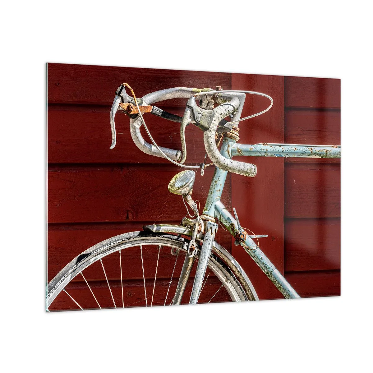 Cuadro sobre vidrio - Impresiones sobre Vidrio - Una vieja bicicleta de carretera de la década de 1970 contra una pared de madera roja. - 70x50cm - Creada para las victorias - Decoración de pared moderna para salón y dormitorio ARTTOR