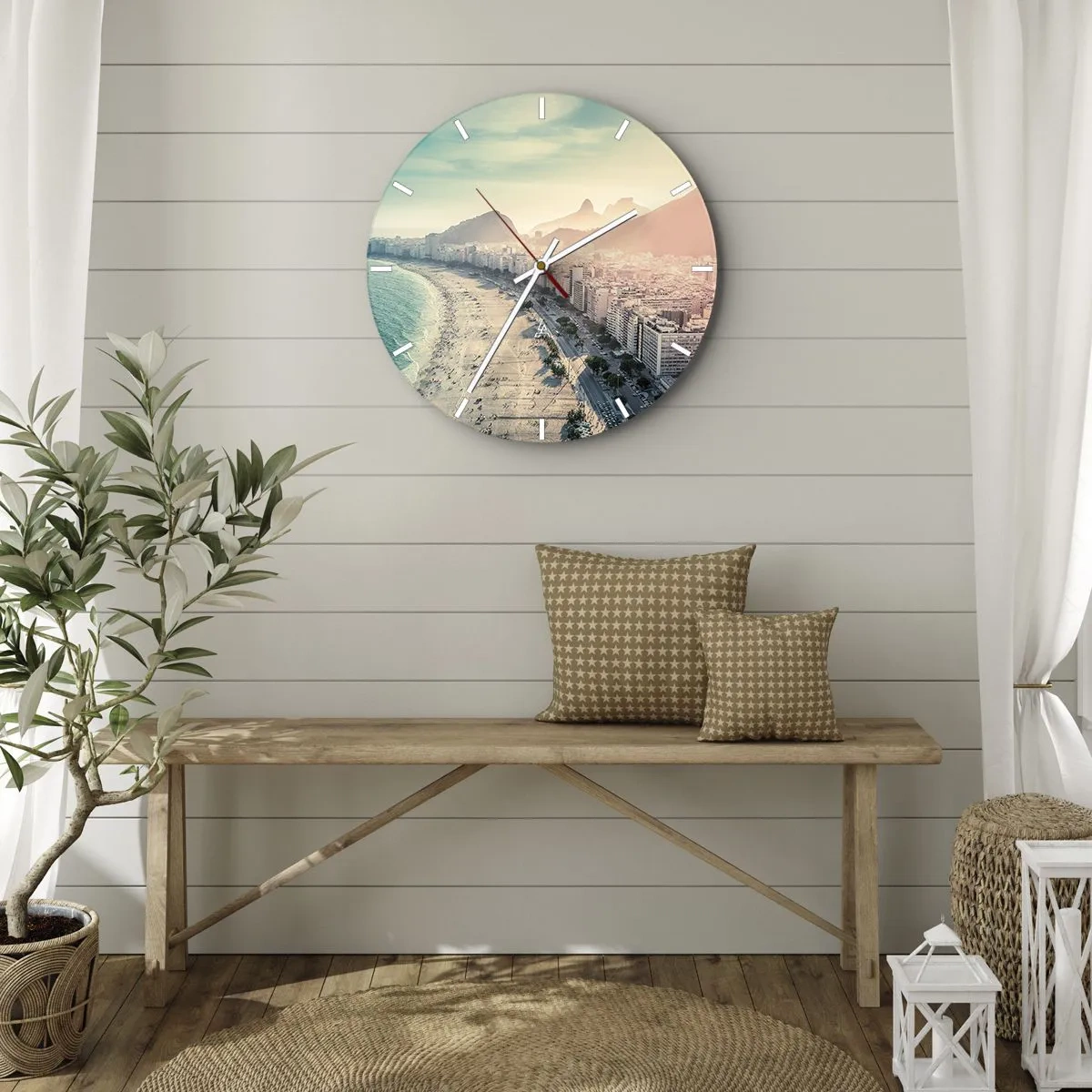 Reloj de pared - Reloj de vidrio - Panorama de la playa y la ciudad al atardecer - 30x30cm - Vacaciones perpetuas en Río - Decoración de pared moderna para salón, cocina y dormitorio ARTTOR