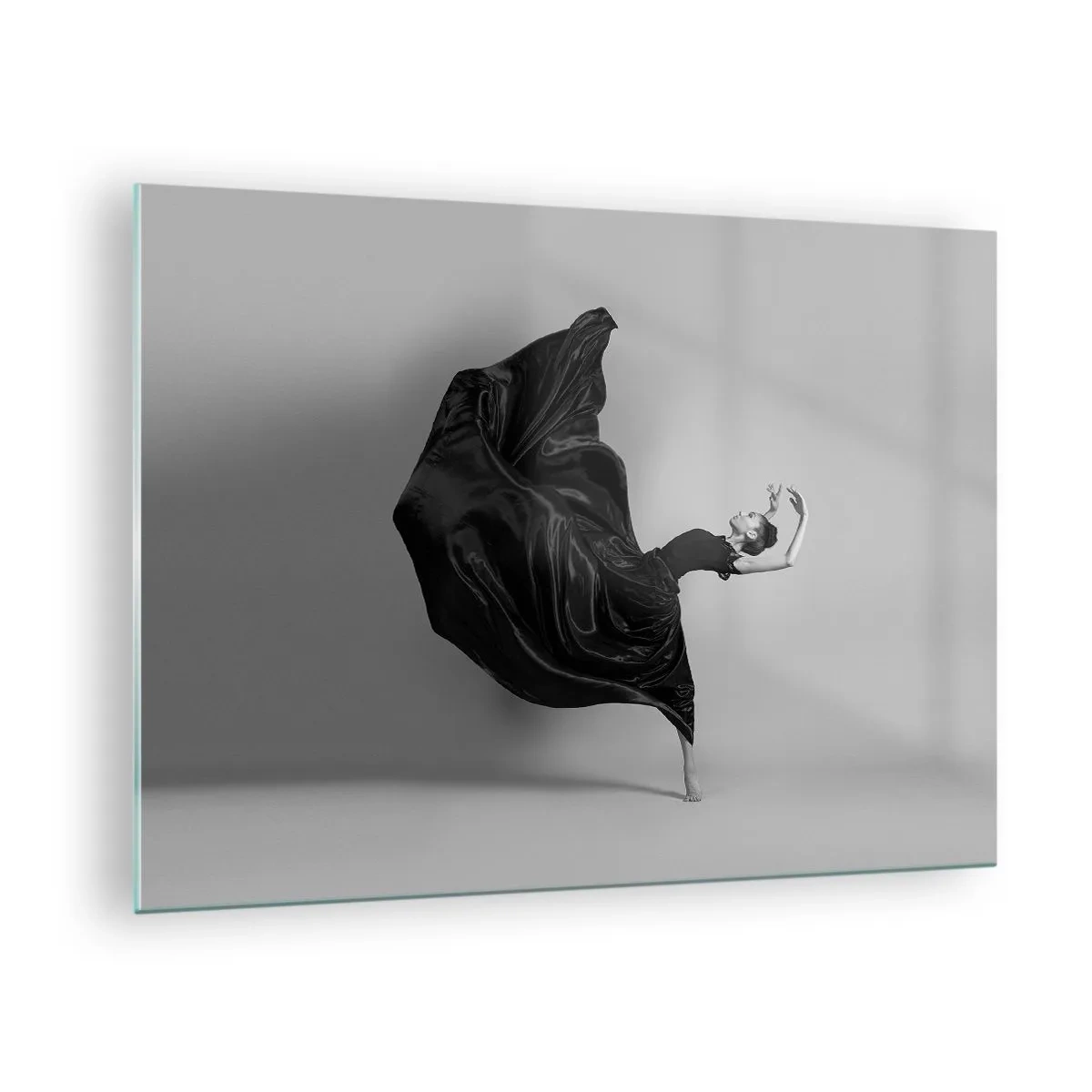 Cuadro sobre vidrio - Impresiones sobre Vidrio - Una bailarina con un vestido negro flotando dinámicamente en el aire. - 70x50cm - La música da alas - Decoración de pared moderna para salón y dormitorio ARTTOR